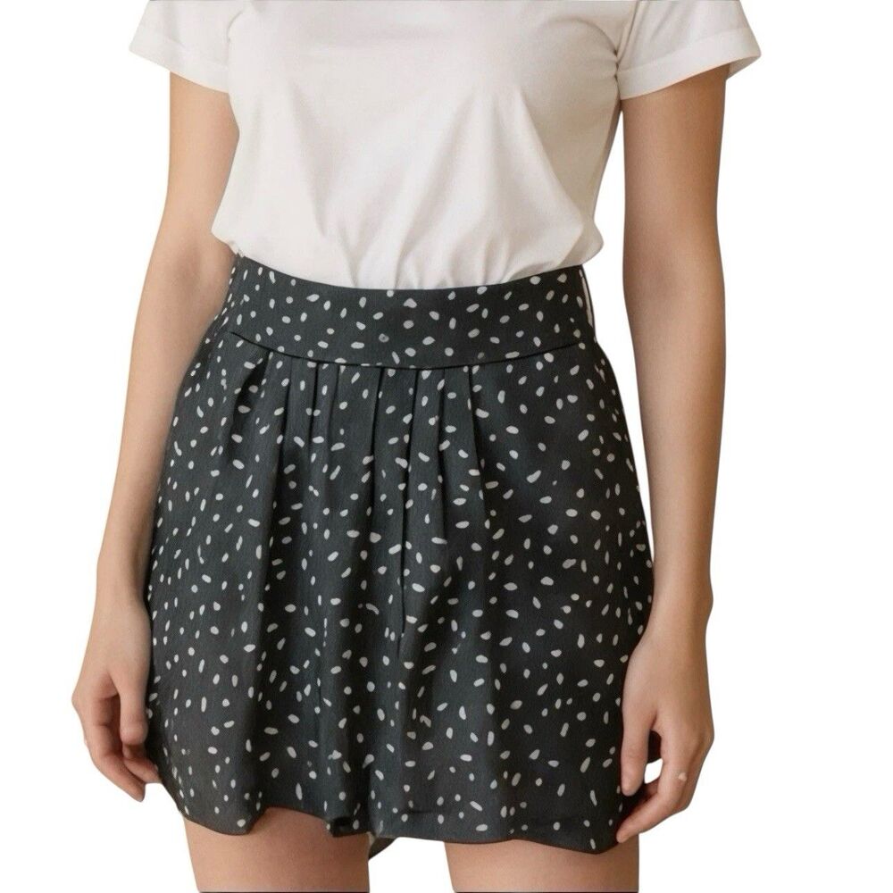LOFT by Ann Taylor Skirt Sz 6 Mini Pleated Office Career Corporate Modern Work